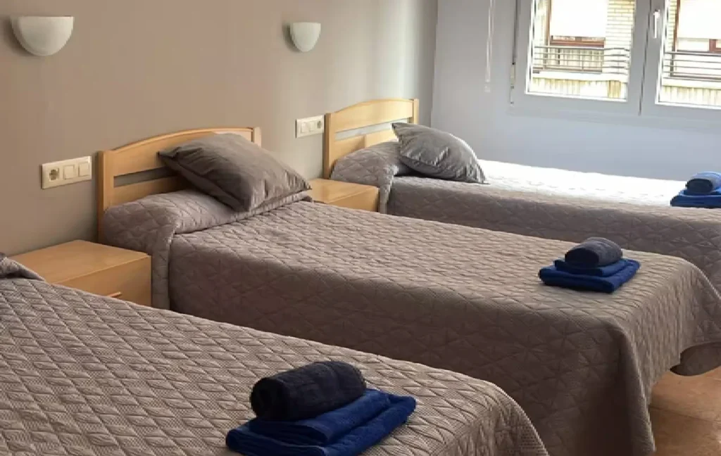 Marte. Habitación triple en Calahorra centro
